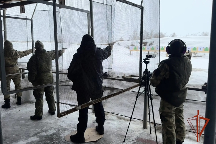 В Управлении Росгвардии по Новосибирской области состоялся чемпионат по стрельбе, приуроченный к 10-летнему юбилею ведомства
