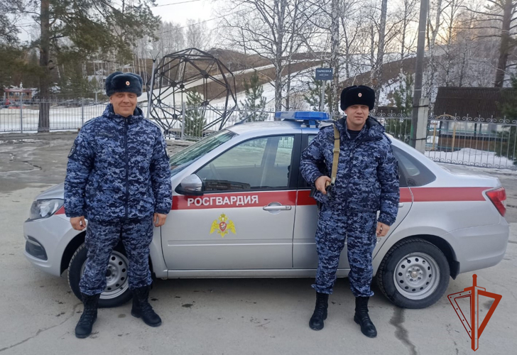 Сотрудники вневедомственной охраны Росгвардии вошли в список 100 замечательных людей наукограда Кольцово