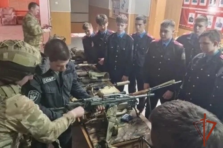 В Новосибирском СОБР прошёл день открытых дверей