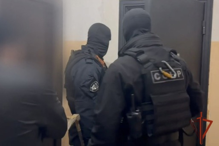 Спецназ Росгвардии задержал организованную группу, занимающуюся реализацией контрафактной алкогольной и табачной продукции