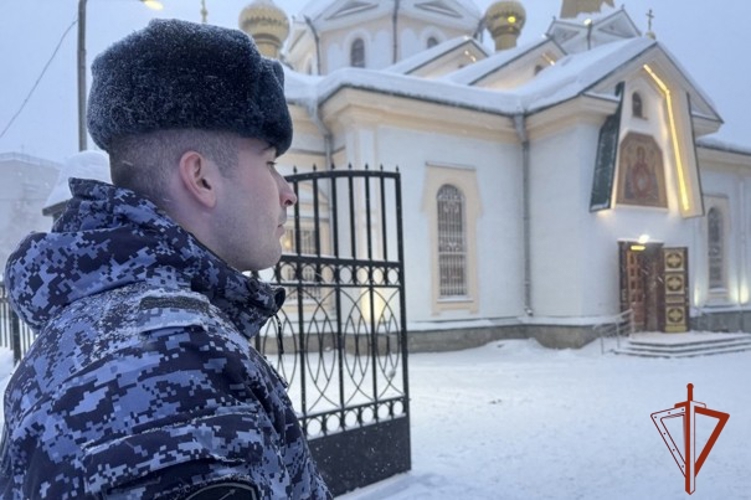 Росгвардия обеспечила правопорядок во время празднования Крещения Господня в столице Сибири