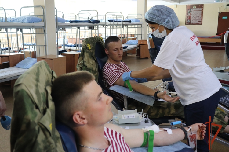 Новосибирский военный институт Росгвардии присоединился к донорской акции "От сердца к сердцу"