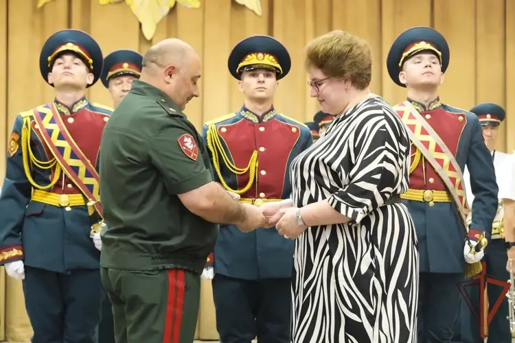 Военный госпиталь Сибирского ордена Жукова округа Росгвардии отметил 30-летний юбилей