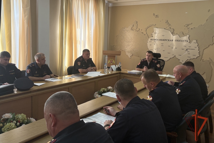 В Новосибирске прошло награждение лучших подразделений вневедомственной охраны Росгвардии за первое полугодие