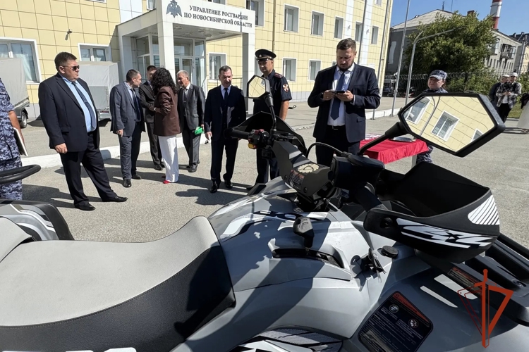 Мэрия Новосибирска подготовила очередную партию военно-технической помощи для бойцов Росгвардии, выполняющих задачи специальной военной операции