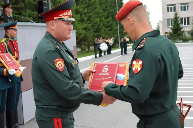 Новый учебный год торжественно стартовал в Новосибирском военном институте Росгвардии