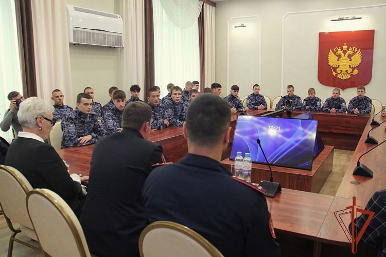 В Новосибирском кооперативном техникуме имени А.Н. Косыгина набрана первая профильная группа вневедомственной охраны Росгвардии