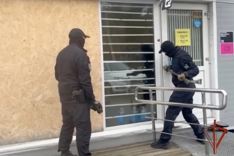 В Новосибирске при содействии спецназа Росгвардии пресечен незаконный оборот немаркированной табачной продукции