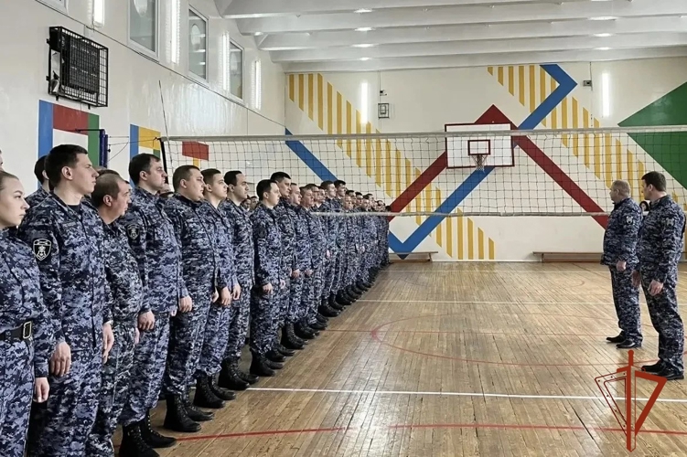 В Новосибирске состоялся турнир по волейболу среди подразделений вневедомственной охраны Росгвардии